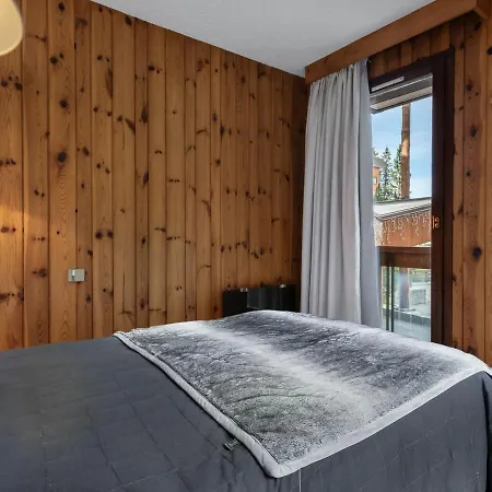 Au Pied Des Pistes Avec Balcon Sud A 1850 - Fr-1-564-41 *